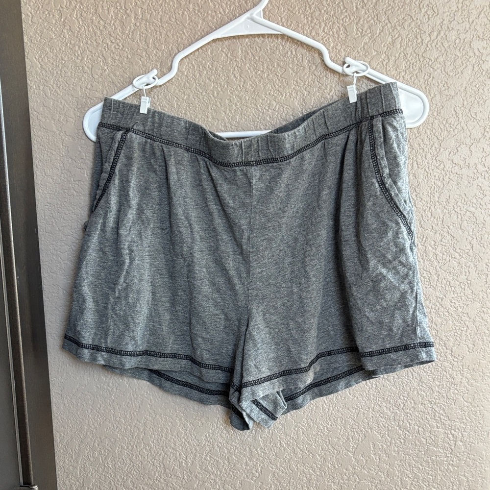Tahari Gray Knit Lounge Shorts with Contrast Stitching